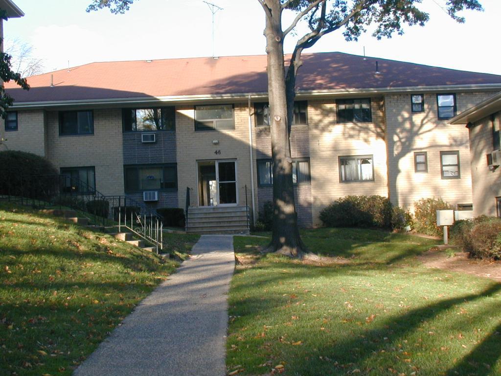 MLS #/Web ID: 2704463