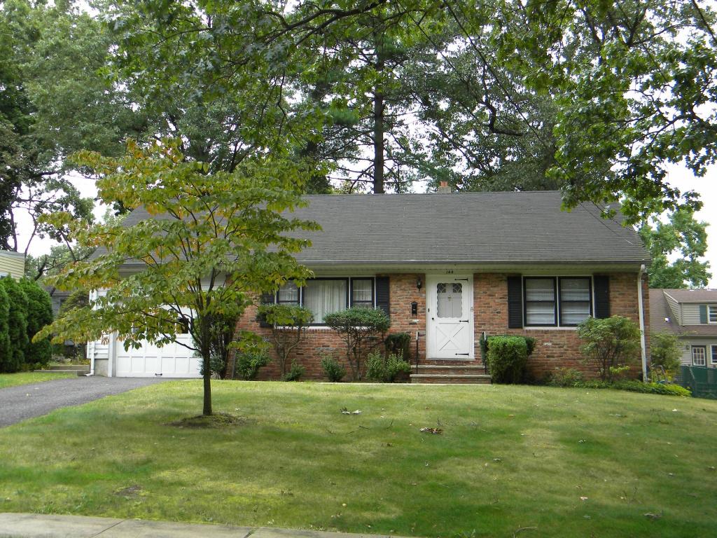 144 BELVIDERE AVE