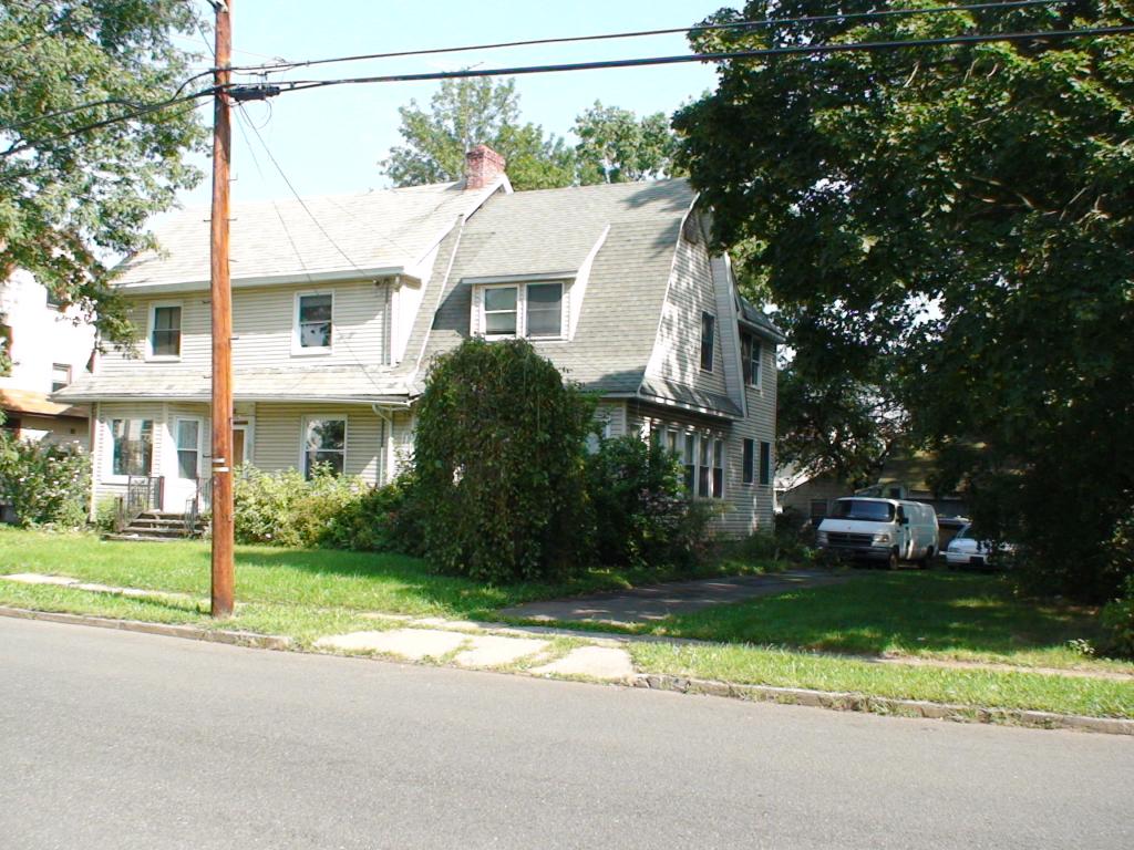 MLS #/Web ID: 2715563