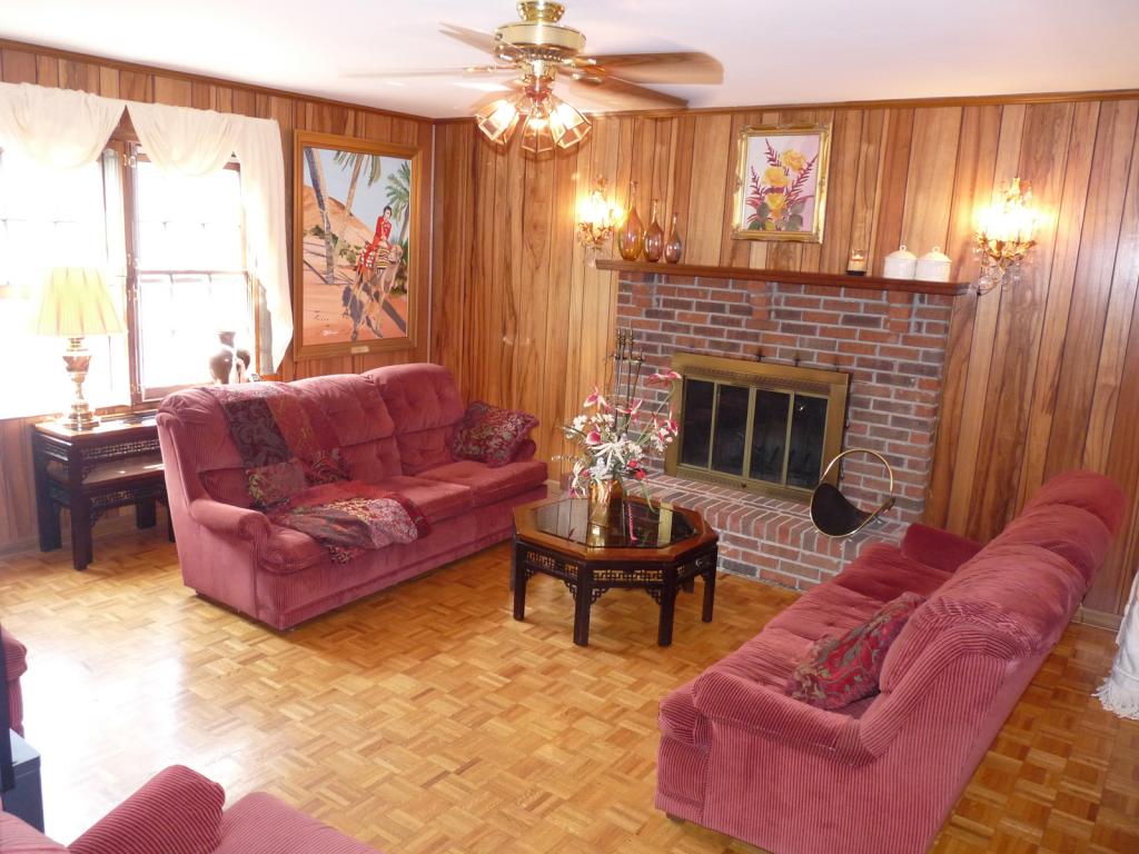 MLS #/Web ID: 2716463