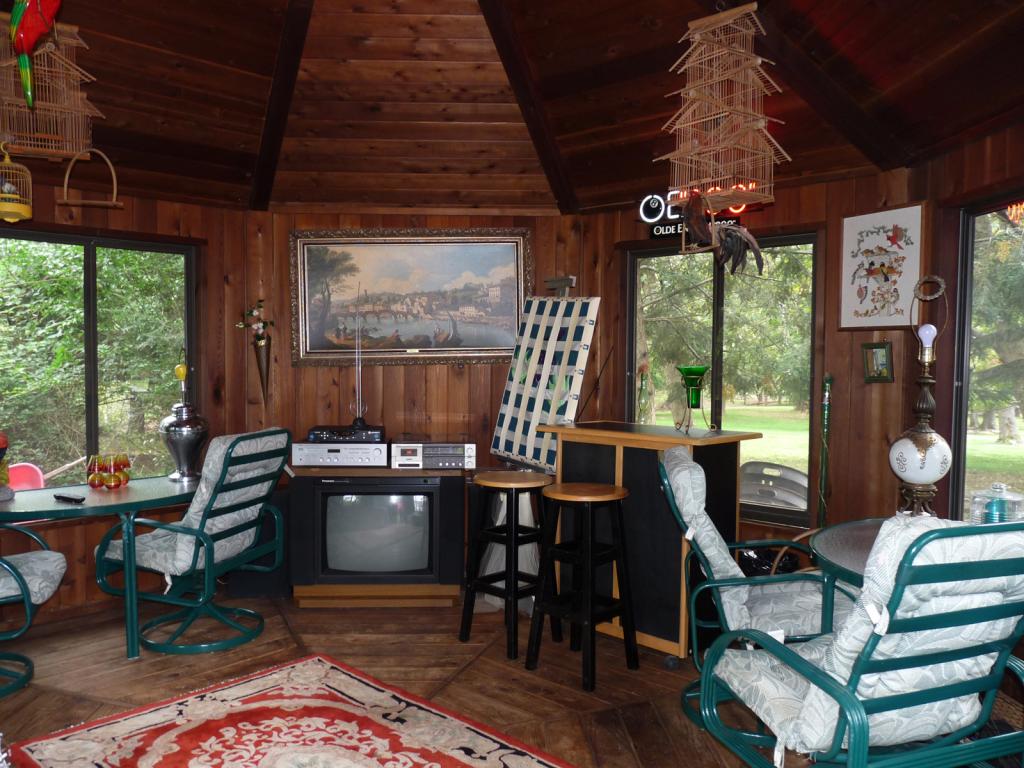 MLS #/Web ID: 2716463