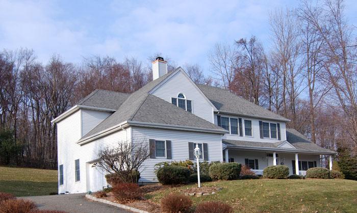 MLS #/Web ID: 2723463
