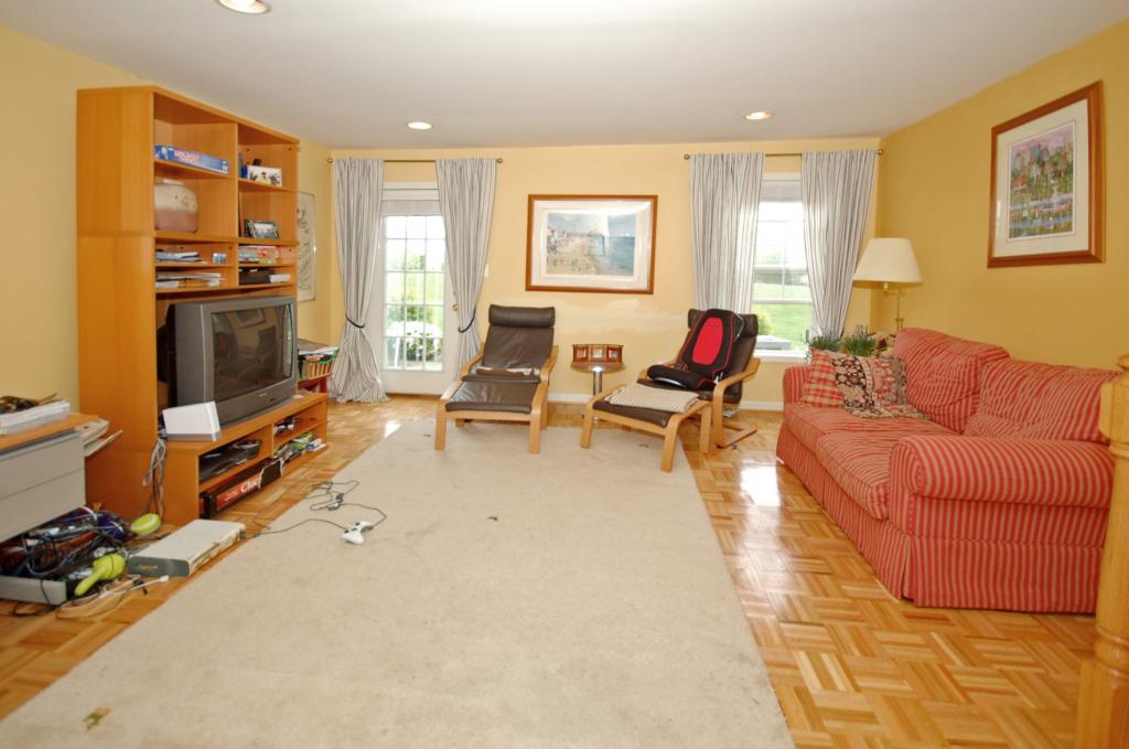 MLS #/Web ID: 2723863
