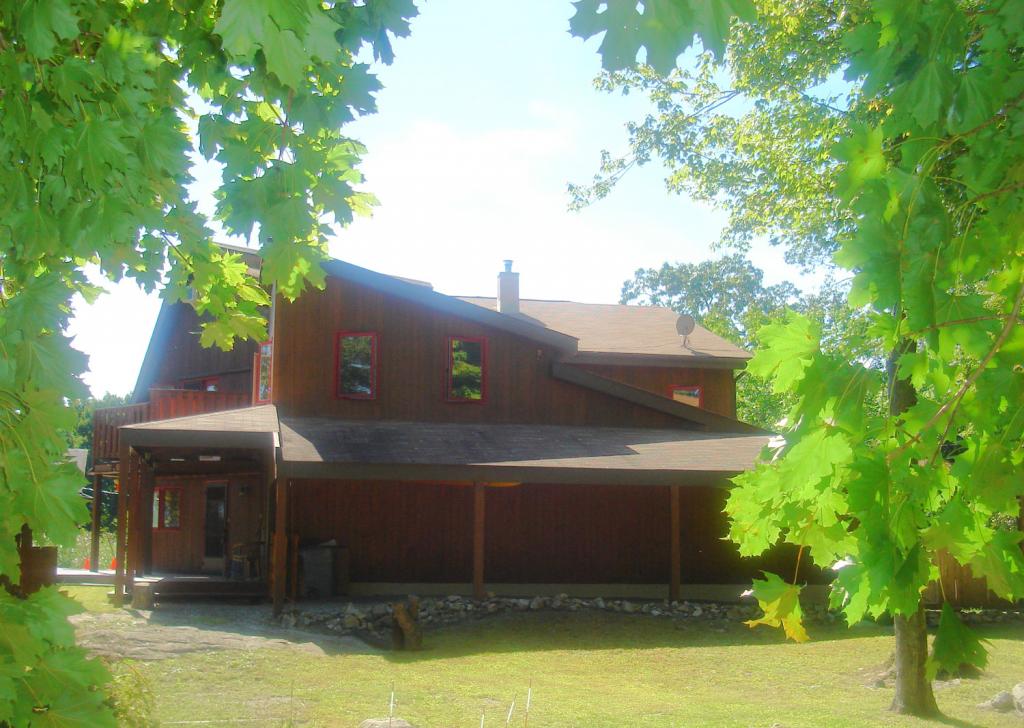 MLS #/Web ID: 2724863
