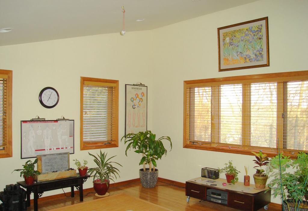 MLS #/Web ID: 2724863