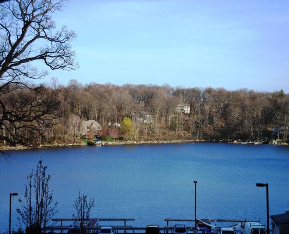 MLS #/Web ID: 2724863