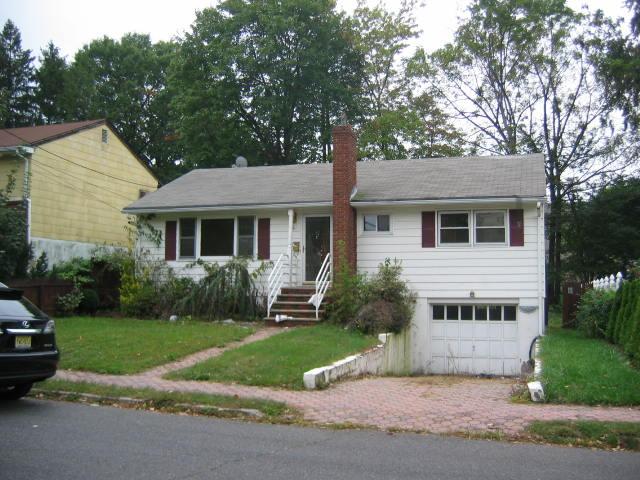 MLS #/Web ID: 2726163