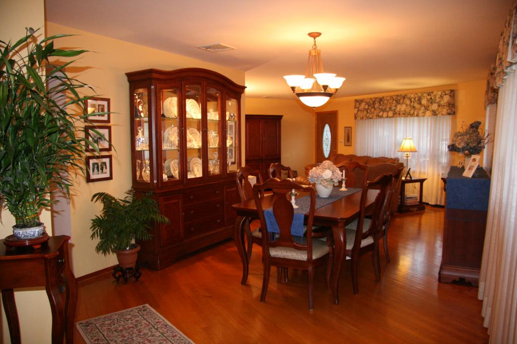 MLS #/Web ID: 2726363
