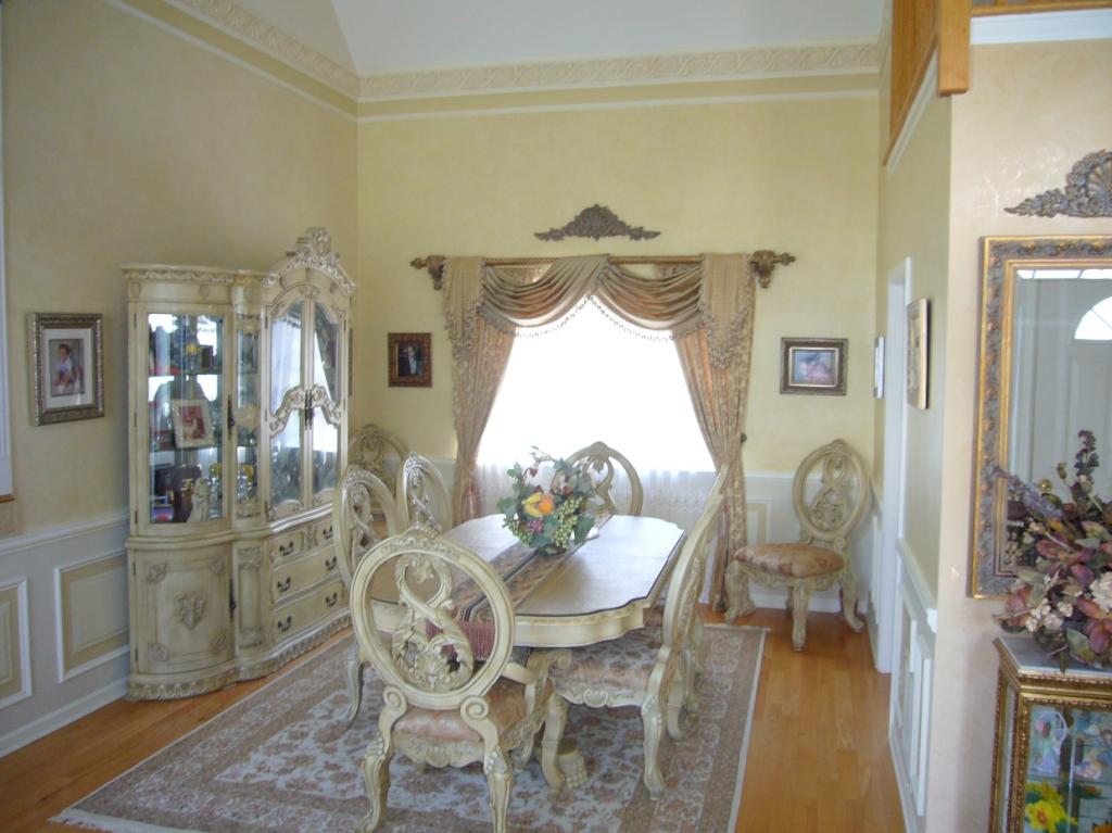 MLS #/Web ID: 2726463