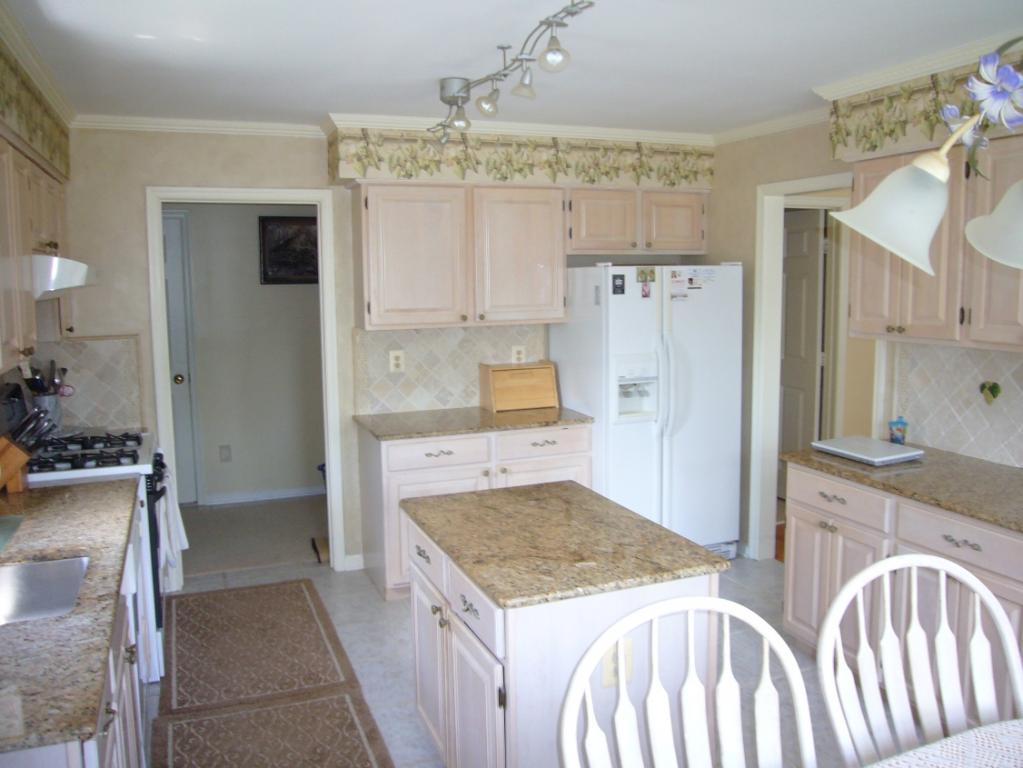 MLS #/Web ID: 2726463