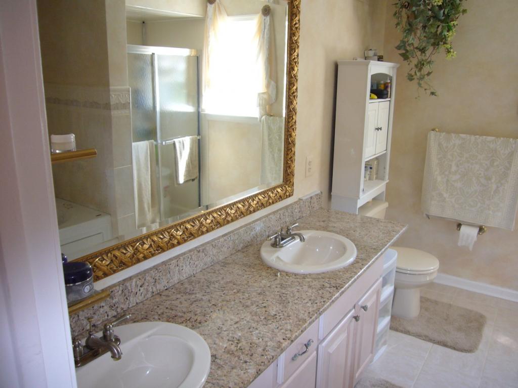 MLS #/Web ID: 2726463