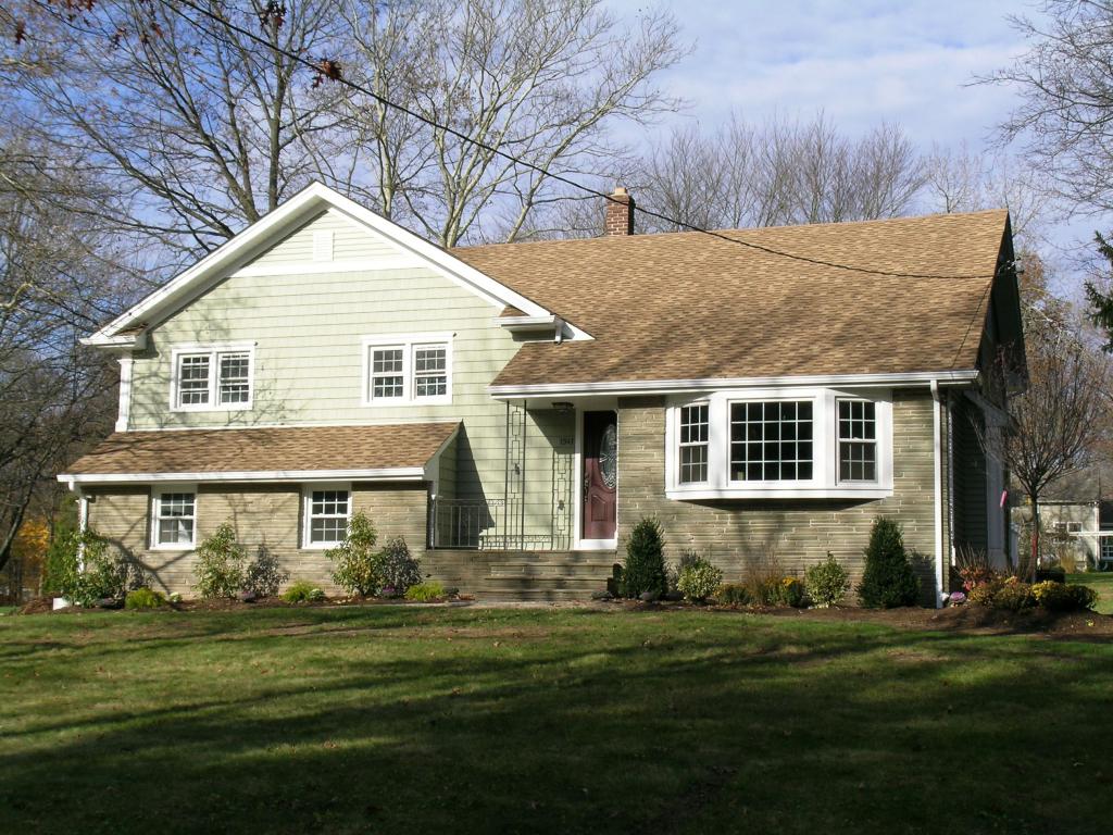 1941 INVERNESS DR
