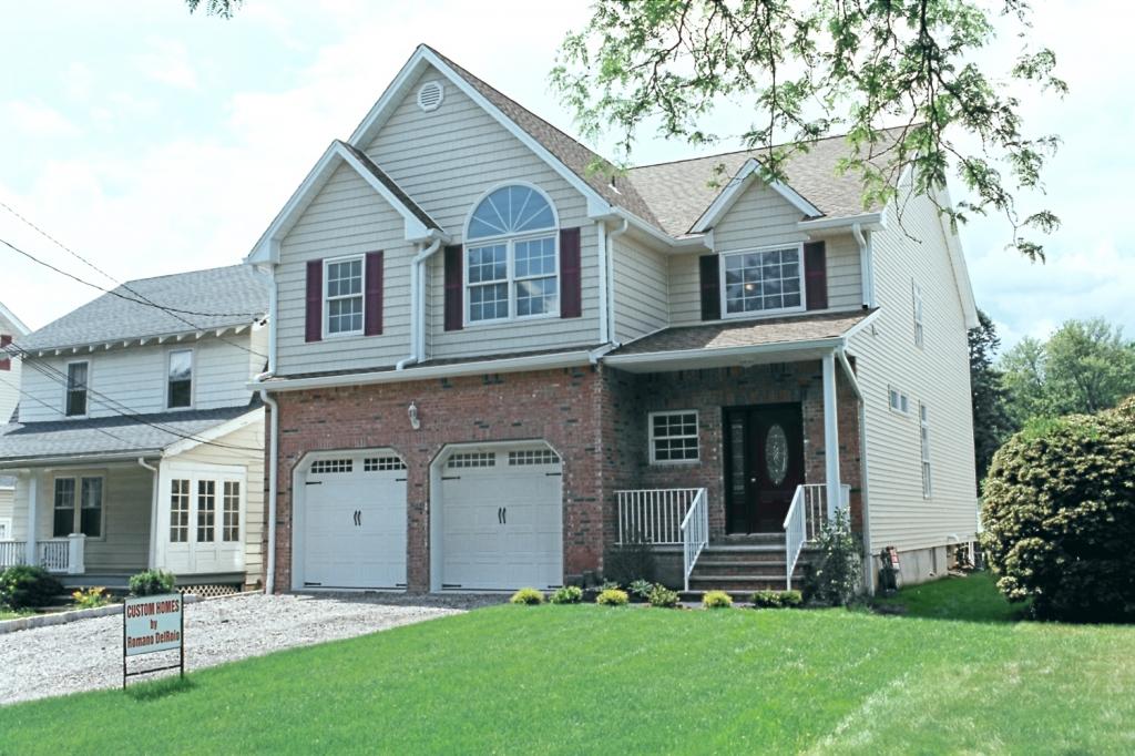 2087 WESTFIELD AVE