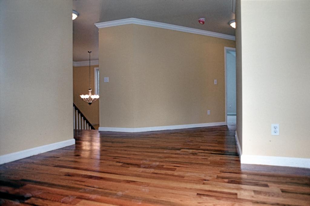 2087 WESTFIELD AVE