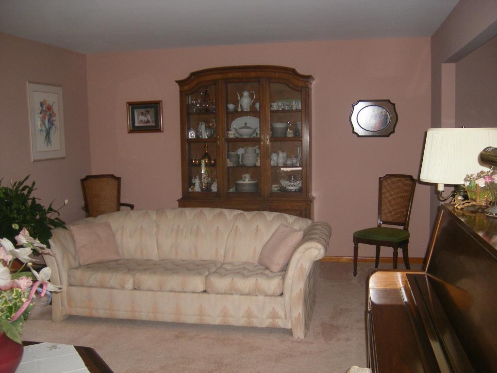 435 Greylock pky.