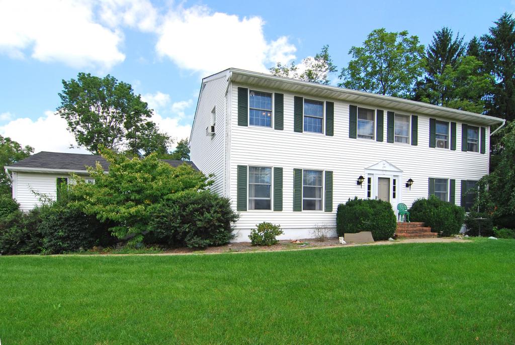 MLS #/Web ID: 2706664