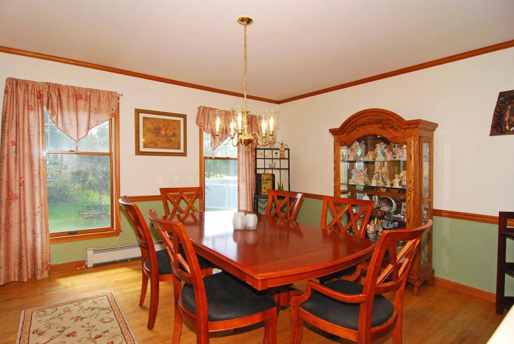 MLS #/Web ID: 2706664