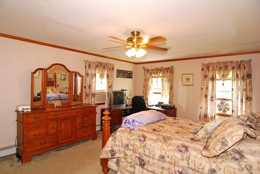 MLS #/Web ID: 2706664