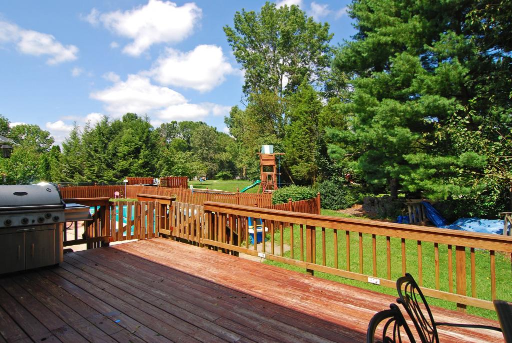 MLS #/Web ID: 2706664