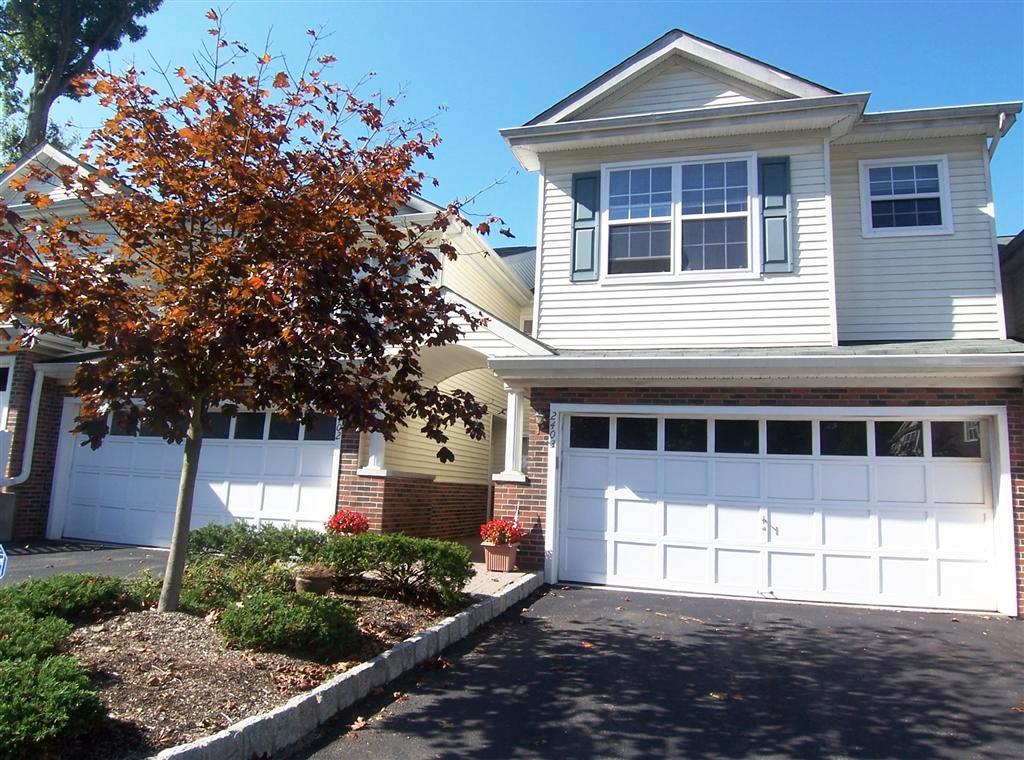 2403 VANTAGE CT