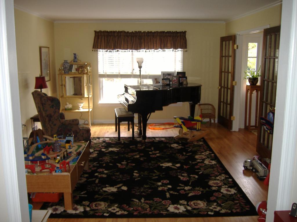 2 COLUMBIA DR