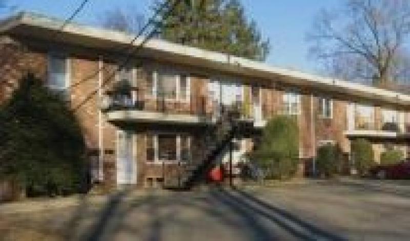 16 E BELMONT AVE