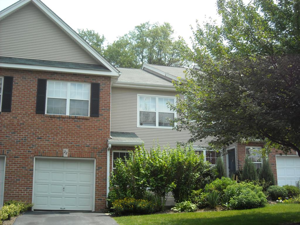 MLS #/Web ID: 2701765