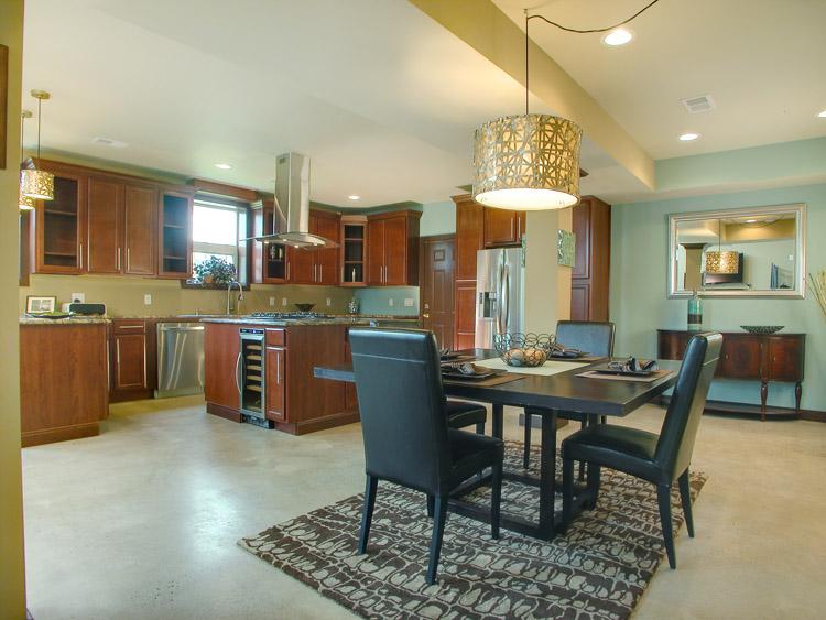 MLS #/Web ID: 2702965