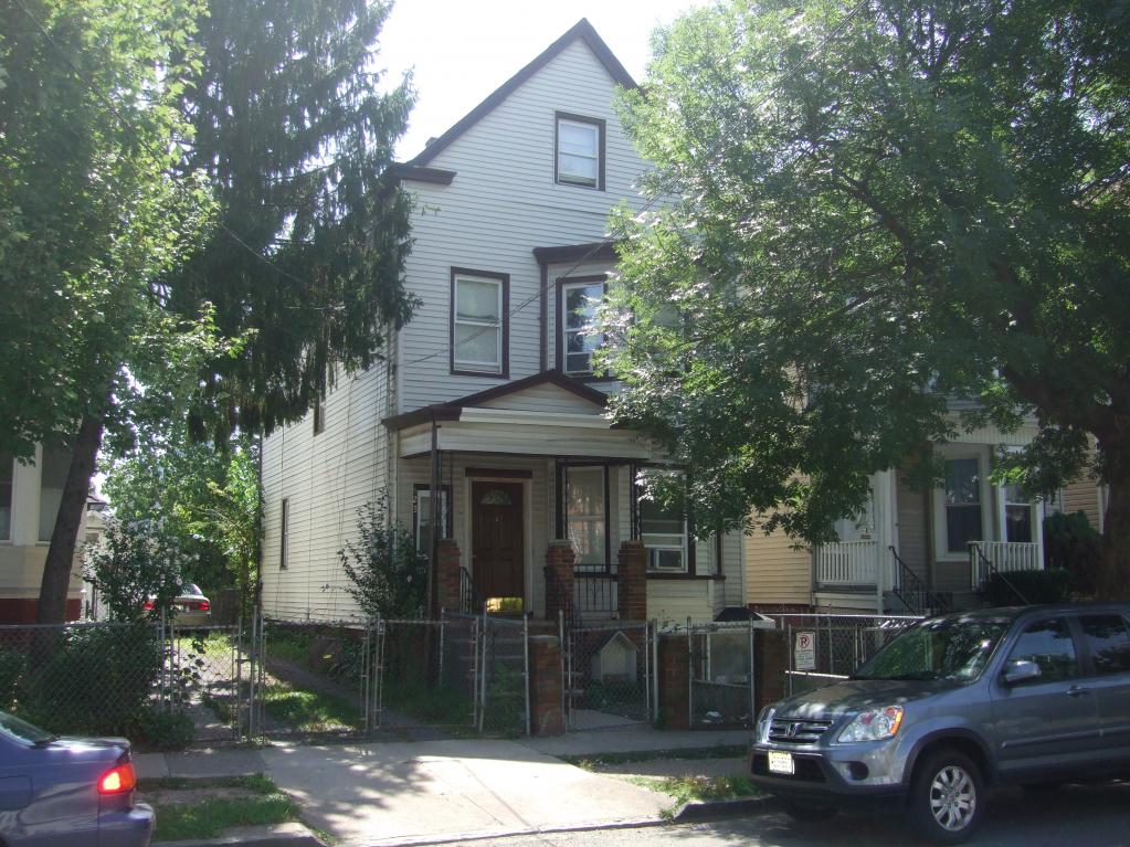 MLS #/Web ID: 2706665