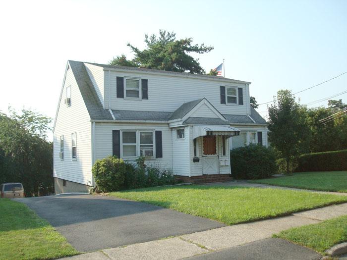 MLS #/Web ID: 2722765
