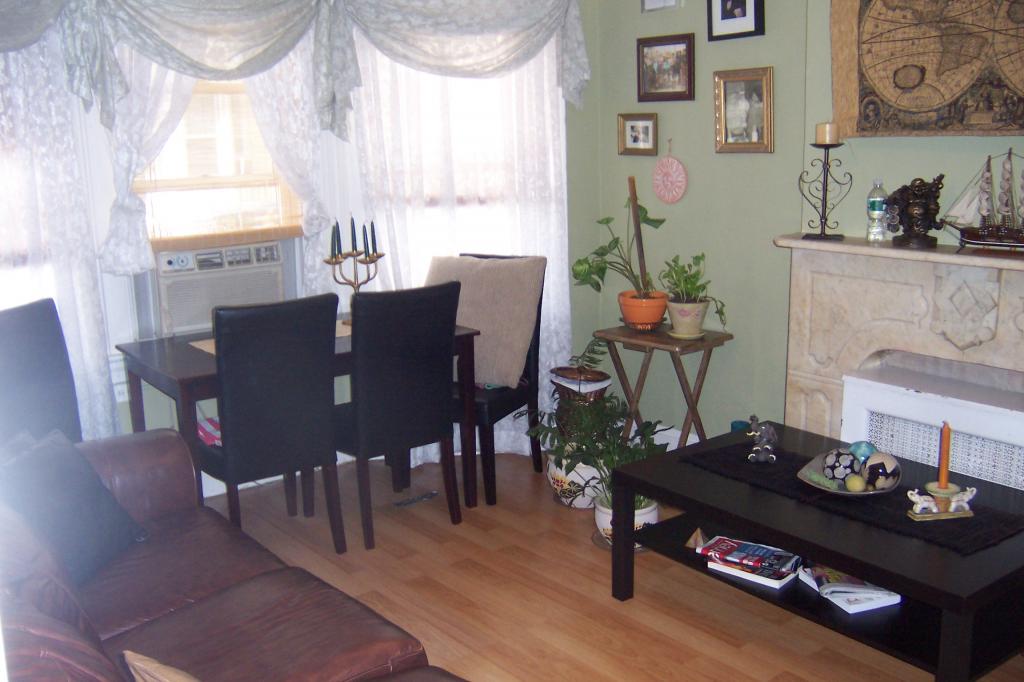 Great Location! Immaculate 2 fam. w/3 bedrooms on each level, LR &amp; Large eat in kitchen,newer roof ,furnace,water heater &amp; bathroom, fin.basement w/kitchen,bath,laundry, Familroom &amp; private entrance Newer above ground oil tank, Close to all major highways, Train, NY Bus, shopping &amp; restaurants