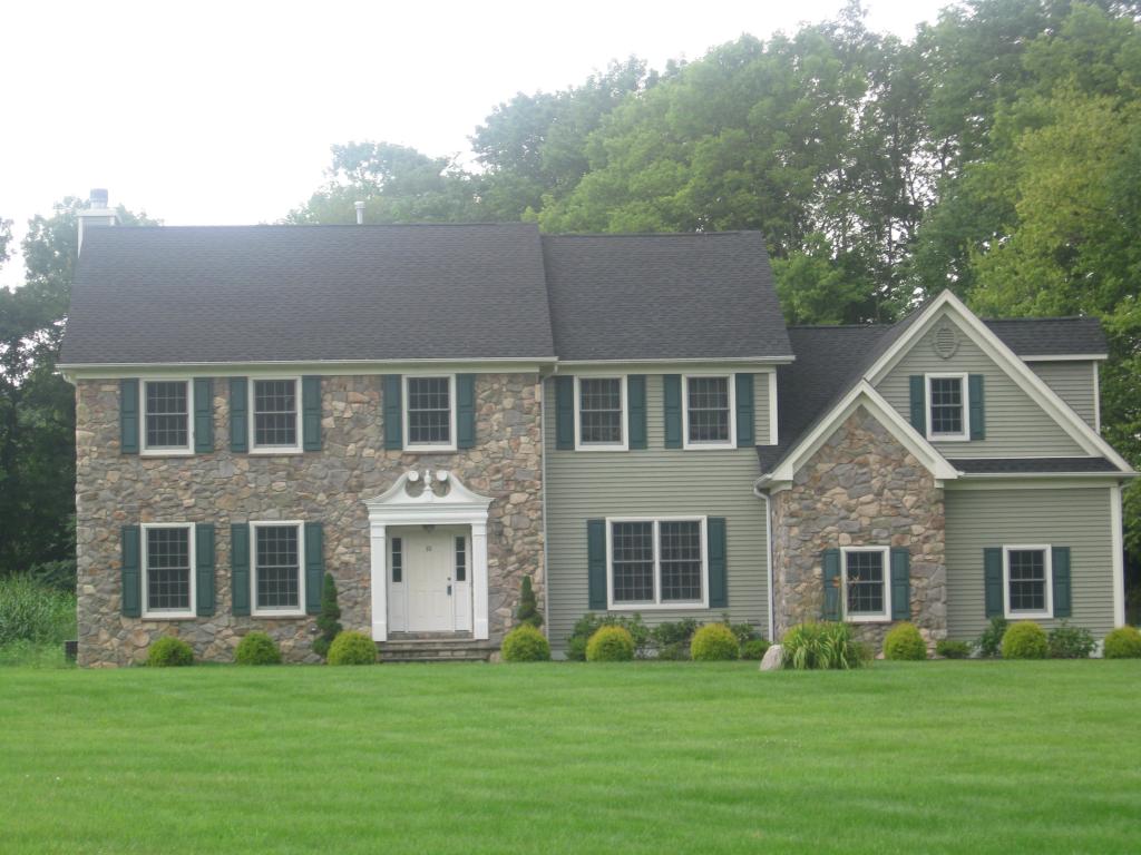 55 PEQUEST DRIVE