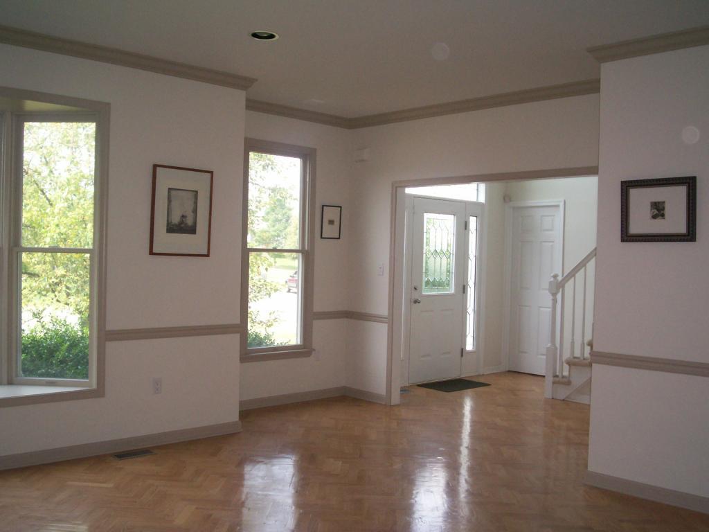 5 Colonial Court