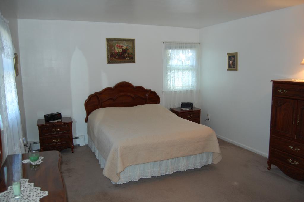 15 DUANE PL