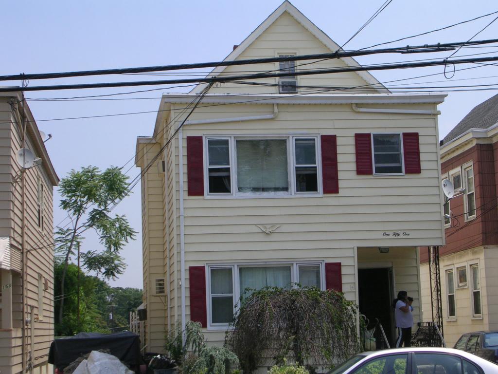 MLS #/Web ID: 2701366