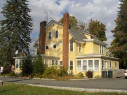 37 MAIN ST