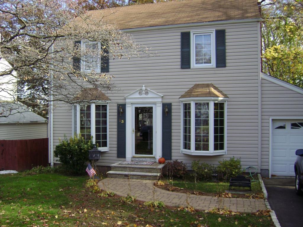 23 BURLINGTON RD
