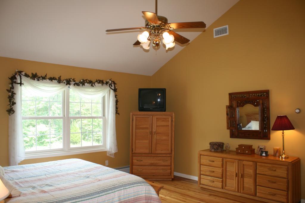 115 SOUTH GLEN RD