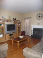 MLS #/Web ID: 2722666