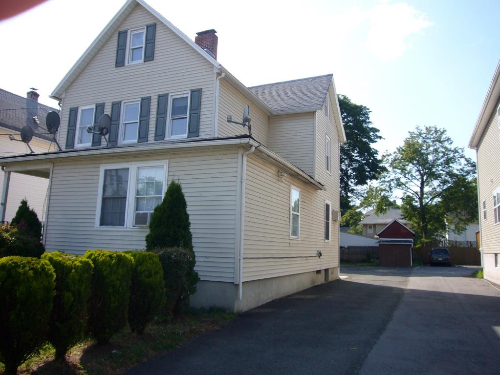 MLS #/Web ID: 2726466