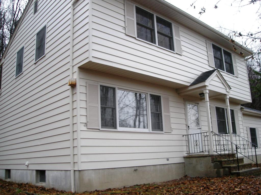 450 W MOUNTAIN RD