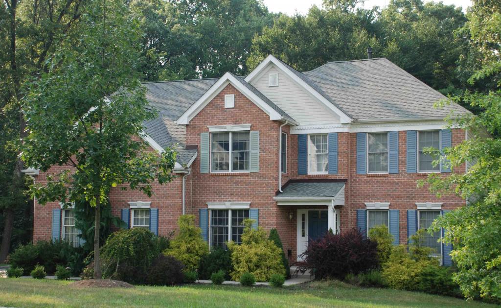 68 WYCKOFF DR