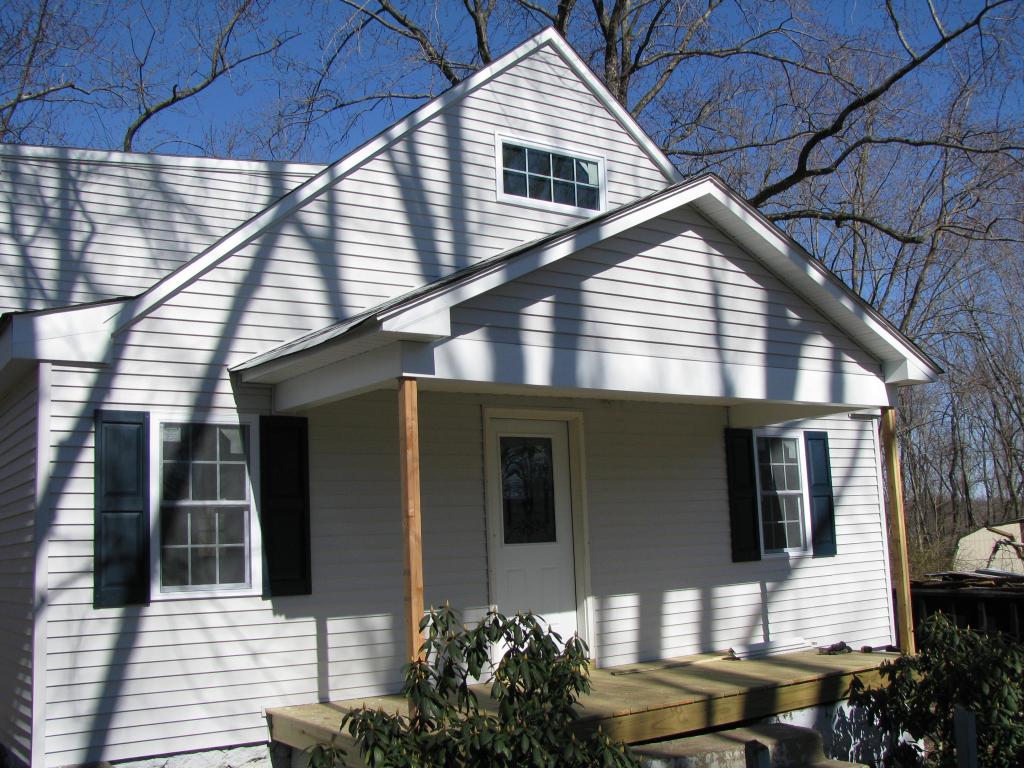 201 Jackson Ave