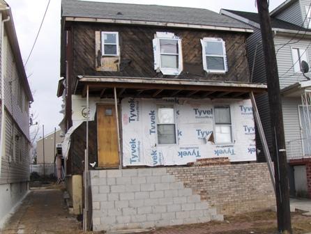 384 STANFORD ST
