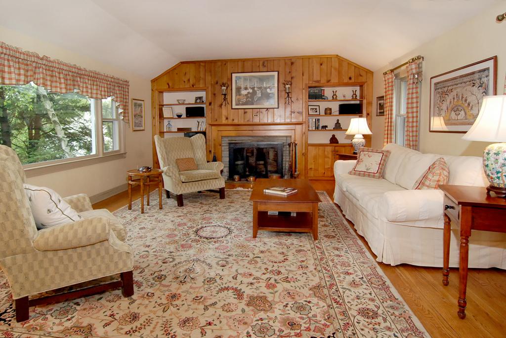 MLS #/Web ID: 2682167