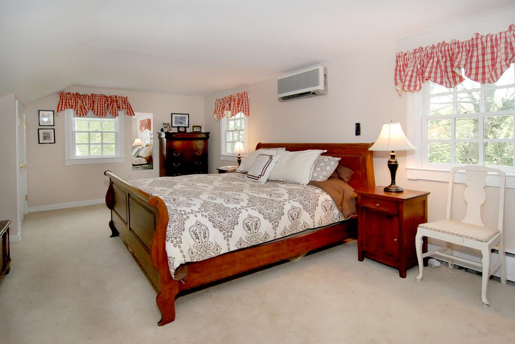 MLS #/Web ID: 2682167
