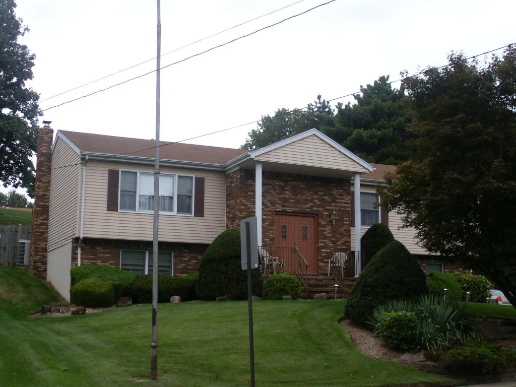 105 MINNISINK RD