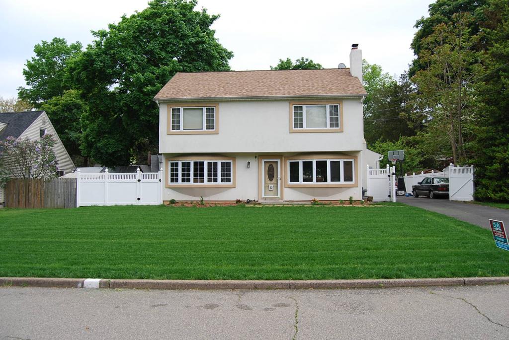 MLS #/Web ID: 2714167