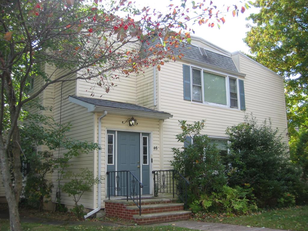 MLS #/Web ID: 2717667