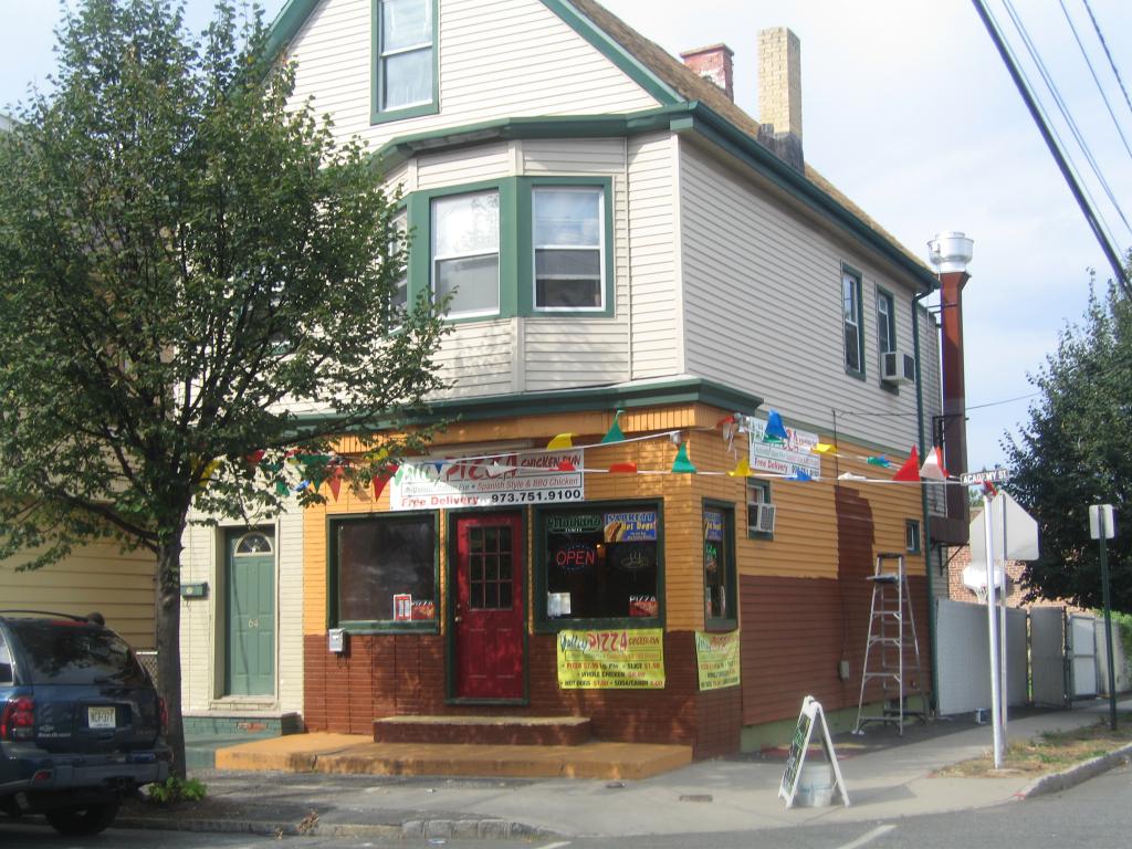 MLS #/Web ID: 2718167